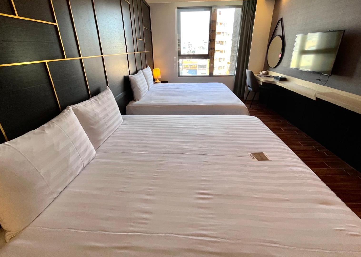 Hotel A Tainan Bagian luar foto